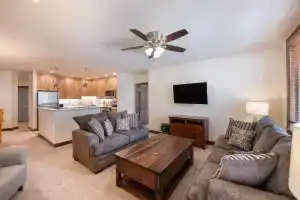 Zephyr Mountain Lodge, Condo | Ski-In/Ski-Out Village Corridor View (Value-Rated Condo 2310), Винтер-Парк
