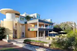 Отель «Ibis Styles Bari Giovinazzo», Джовинаццо