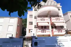Garni Hotel Koral, Будва