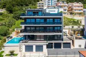 Villa Aurelia 6, Макарска
