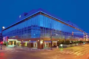 Sheraton Zagreb Hotel, Загреб