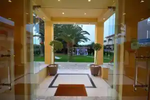 Agrilia Hotel Adults Only, Лаганас