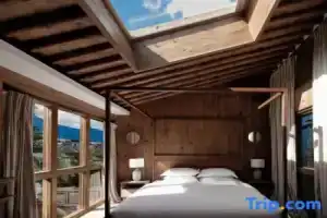 Oasis The Secret Luxury Hotel, Дали