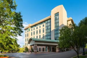 Embassy Suites by Hilton at Hot Springs Convention Center, Хот-Спрингс
