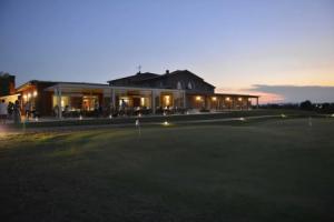 Riva Toscana Golf Resort & Spa, Фоллоника