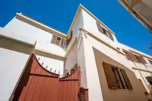 K-HOME, Ираклион