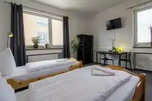 Room 1 / Room 2, Карлсруэ