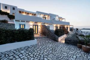 Aura Suites Paros, Науса