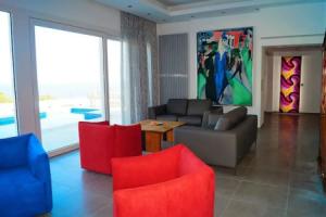 House - 3 Bedrooms with Pool and Sea views - 107932, Льорет де Мар