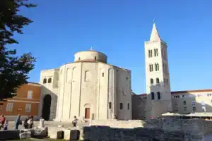 Luxury Apartment - Villa With Private Swimming Pool and Nice Covered Terrace, Задар
