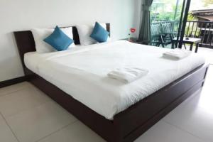 The Nidhra Boutique Resort, Баан Тай