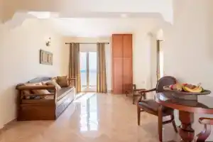 Ariadne Hotel, Агиос-Прокопиос
