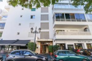 Marbella Playa With Pool &100m From sea, Марбелья