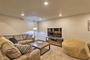 Mountain View Retreat, Walk to Winter Park Gondola, Винтер-Парк