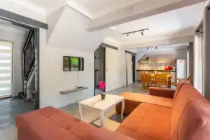 Villa Derya Paradise, Дальян