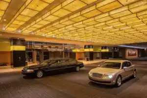 Отель «Golden Nugget & Casino», Атлантик-Сити
