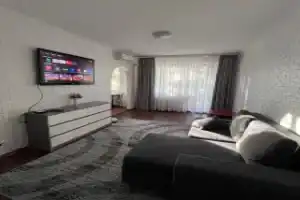 2 кімнатні апартаменти в парковій зоні ,Смарт TV 50"