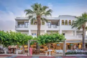 Drossia Palms Hotel and Nisos Beach Suites, Малия