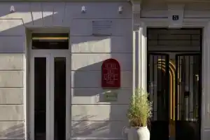 Hotel «des Carmes», Париж