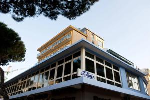 Hotel «La Perla Rimini», Римини
