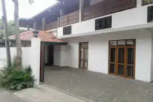 Мини-отель «Liyya Residence», Канди