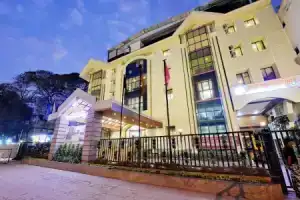 Manpho Bell Hotel & Convention Center, Бангалор
