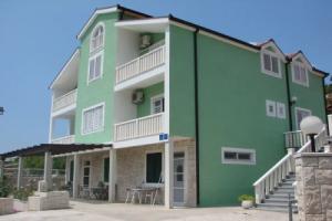 Holiday Home in Peracko Blato Near Lake, Ploče