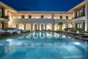 Циливи-Планос - Гостиницы