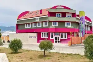 Hostel Zrće, Новаля
