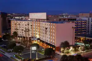 Отель «Four Points by Sheraton Los Angeles International Airport», Лос-Анджелес