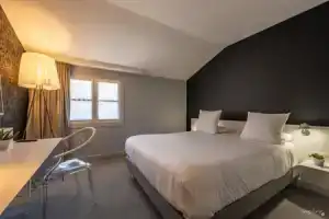 Отель «Hôtel La Monnaie Art & Spa», Ла-Рошель