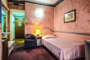 Hotel «Grazia Deledda», Сассари