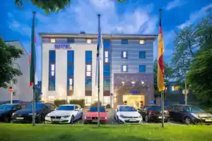 Philero Hotel köLn, Кёльн