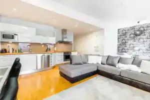 Go Happy Home Apt Köydenpunojankatu 4, Хельсинки