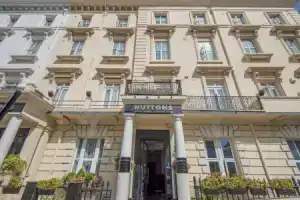 Oyo Huttons Hotel, Лондон
