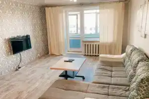 Апартаменты на улице Первомайская 72, Артёмовский