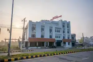 Hotel Peaceland Lumbini, Лумбини