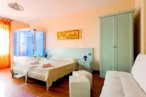 Bosa Guest House, Боза