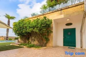 Villa Zest - 3 bedrooms (sleeps 6+2 kids) Qala village, Кала