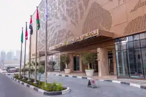 Luxe Grand Hotel, Шарджа
