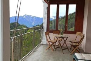 NOUVEAU! Dans résidence Alexandra House, Лейсен