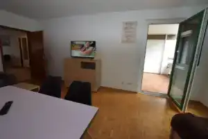 AB Apartment 83, Штутгарт