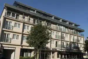 Thomas Hotel Spa & Lifestyle, Хузум