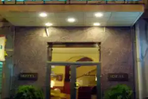 Hotel «Ideal Boutique», Неаполь