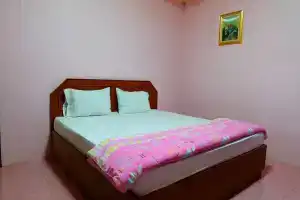 Siriluk Resort, Сан Сай