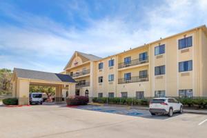 Отель «Comfort Suites Bush Intercontinental Airport», Хьюстон