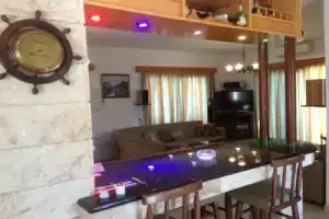 Astrofegia Beachfront Villa, Помос