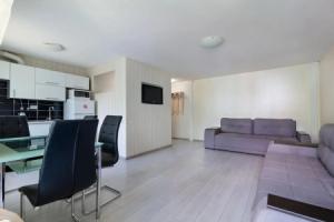 Lux 2-bedroom Most City area Center, spa bath, Днепропетровск