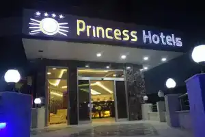 Princess Resort Hotels, Бозязы