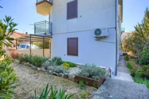 Studio Apartment Vesna, Крк